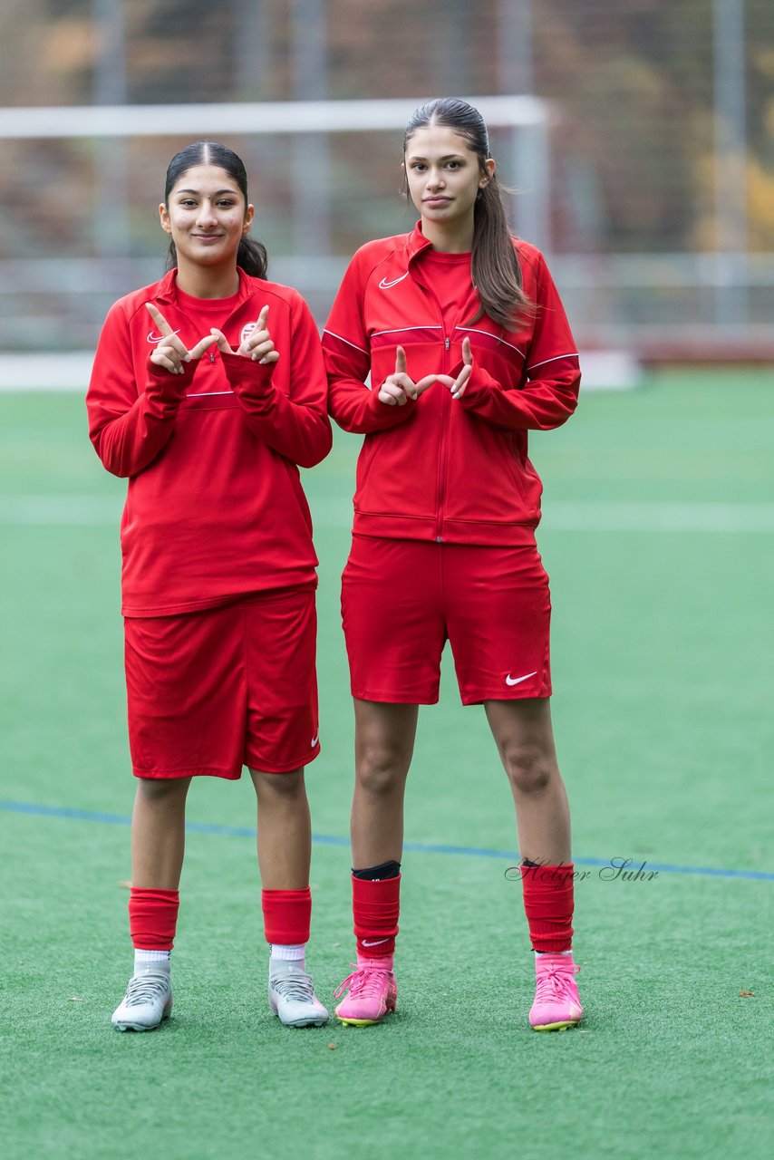 Bild 67 - wCJ VfL Pinneberg - Eimsbuettler TV : Ergebnis: 0:3